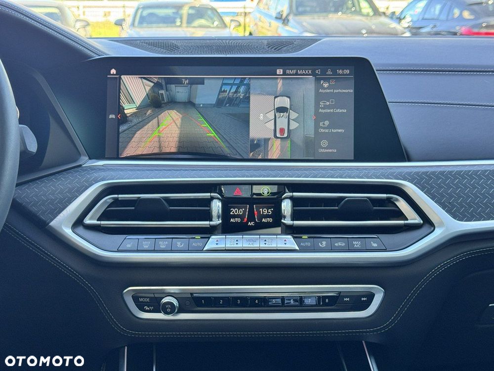 BMW X7 M50d sport - 26