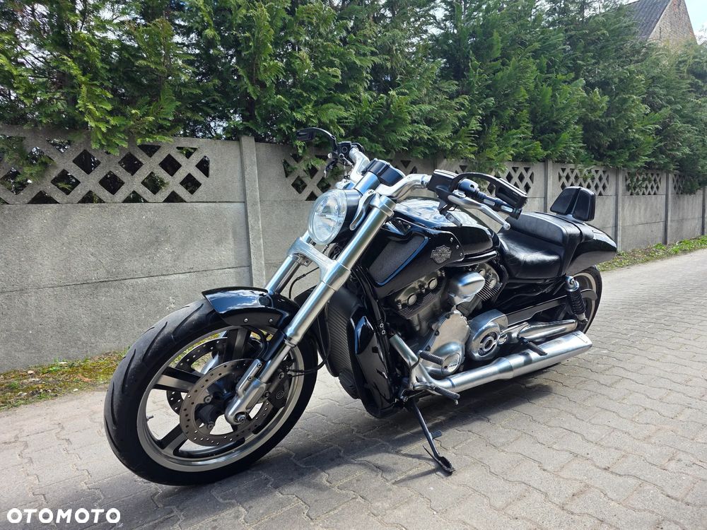 Harley-Davidson V-Rod Muscle - 4