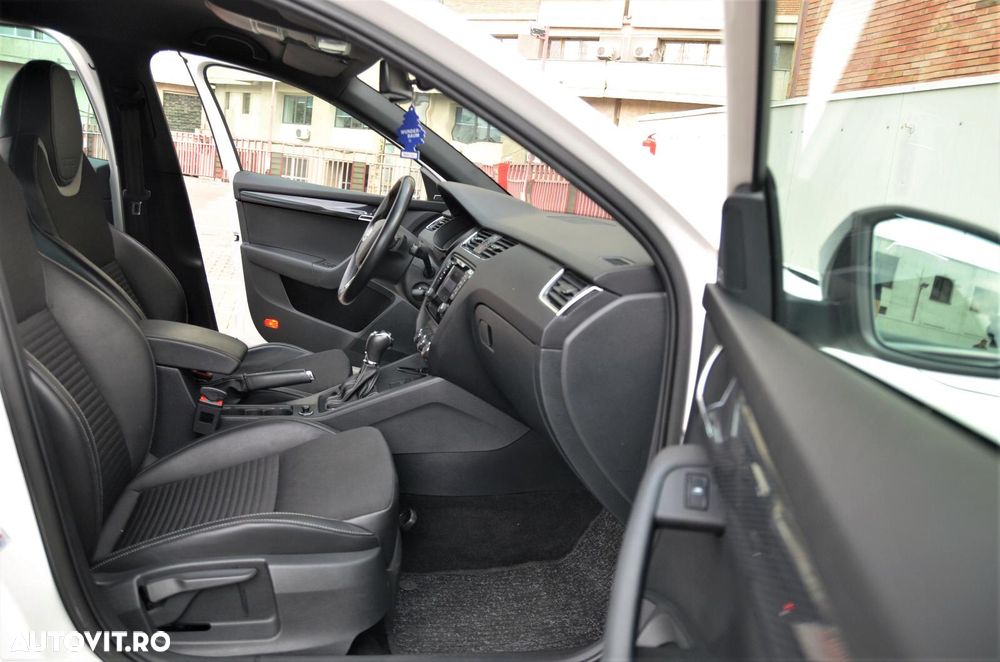 Skoda Octavia 2.0 TDI (Green tec) DSG RS - 7