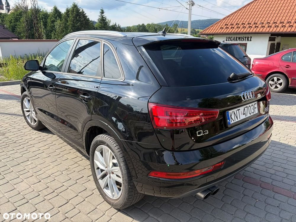 Audi Q3 2.0 TFSI Quattro S tronic design - 2