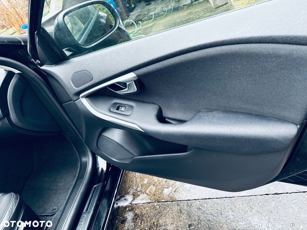 Volvo V40 D2 Momentum - 11