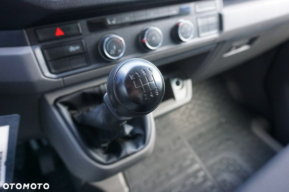 Volkswagen Crafter - 19