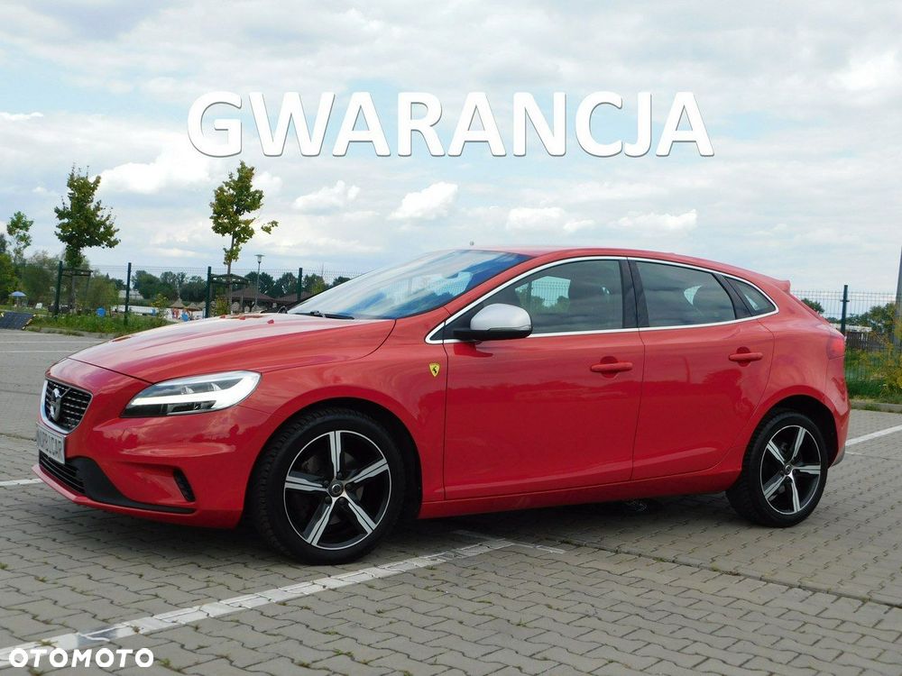 Volvo V40 T3 Drive-E R-Design Momentum