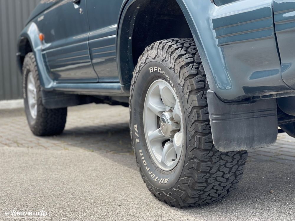 Mitsubishi Pajero 2.8 TD GLS Longo - 25