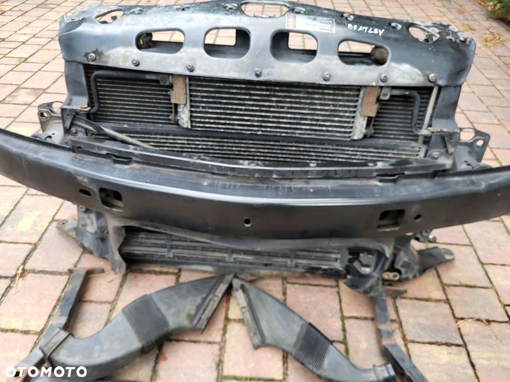 pas przod belka wzmocnienie chlodnice bentley continental gt - 4