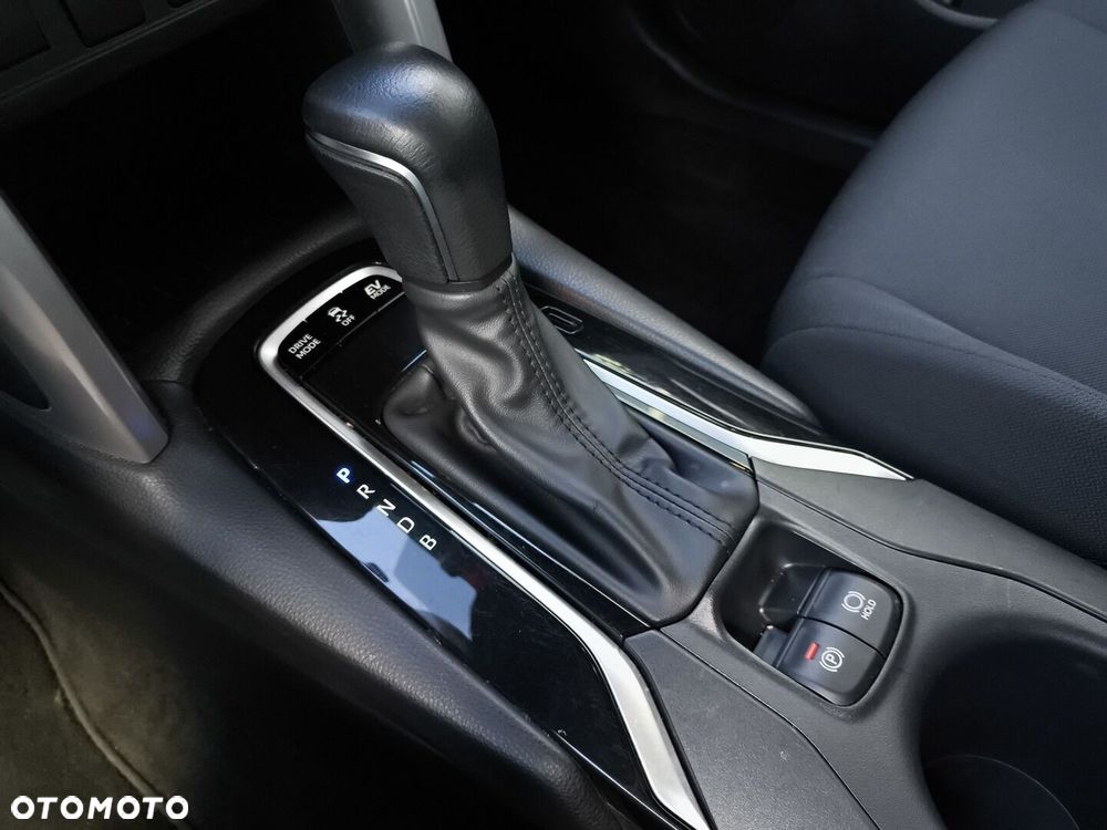 Toyota Corolla Cross - 21