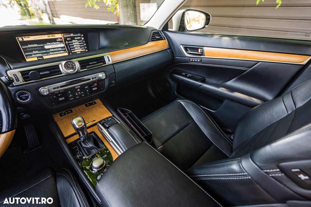 Lexus Seria GS 450h - 16