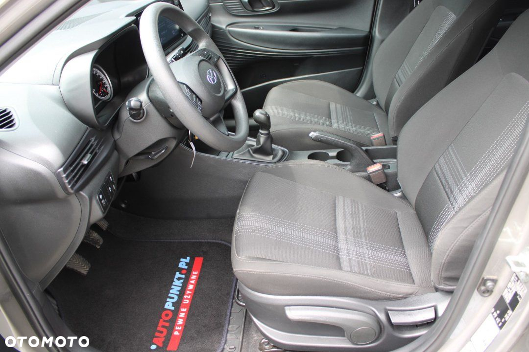 Hyundai i20 - 15