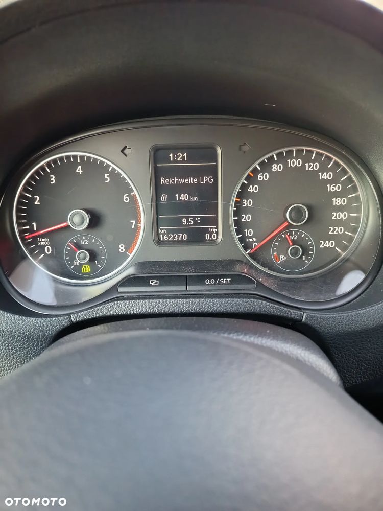 Volkswagen Polo - 19