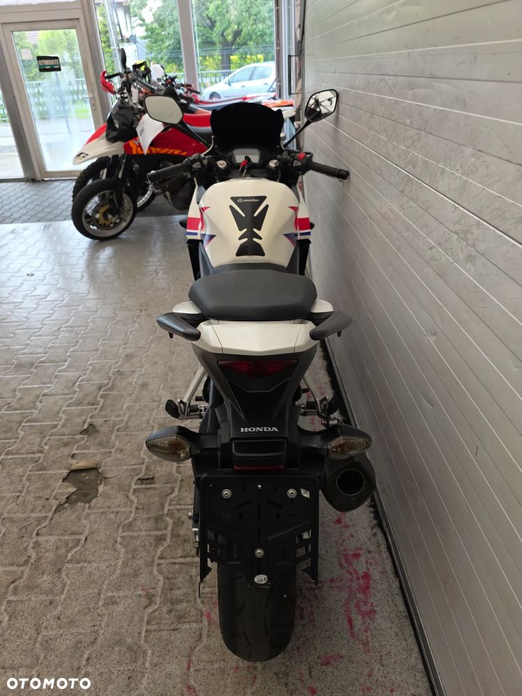 Honda CBR - 26