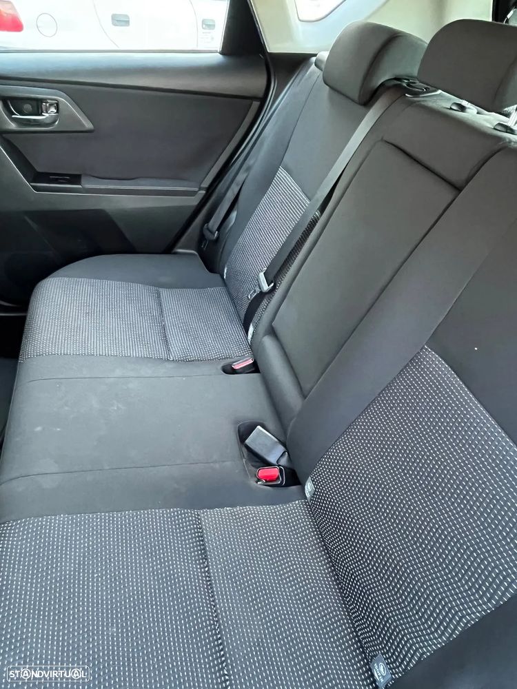 Toyota Auris 1.33 VVT-i Comfort - 9