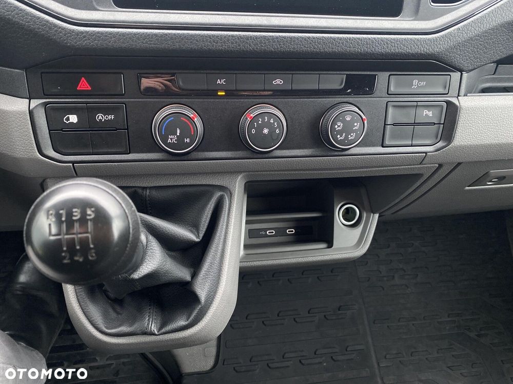 Volkswagen Crafter - 16