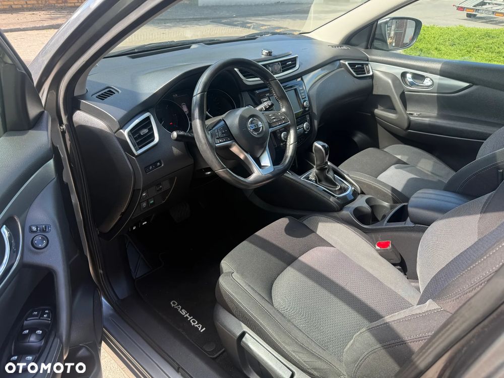 Nissan Qashqai 1.5 dCi DCT TEKNA - 6