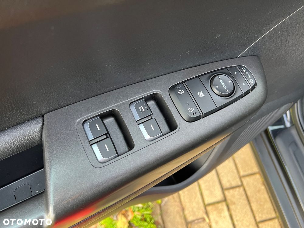 Kia Sportage 1.6 GDI 2WD Vision - 24