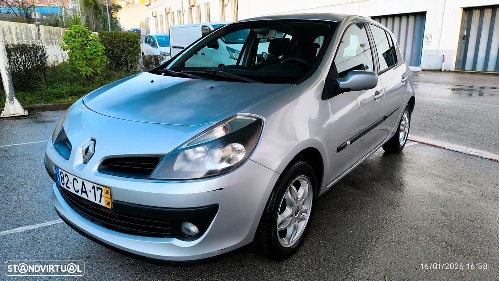 Renault Clio 1.2 16V Dynamique - 4