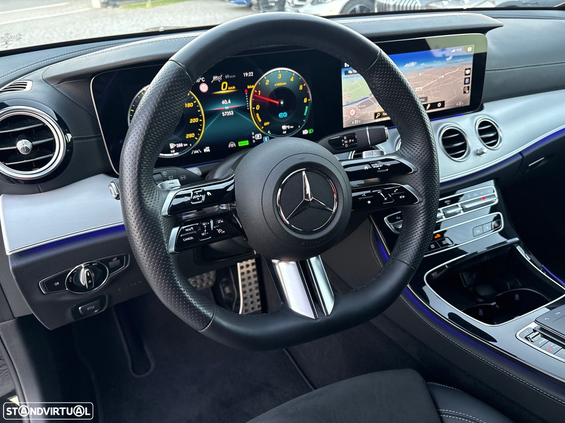 Mercedes-Benz E 300 de AMG Line - 21