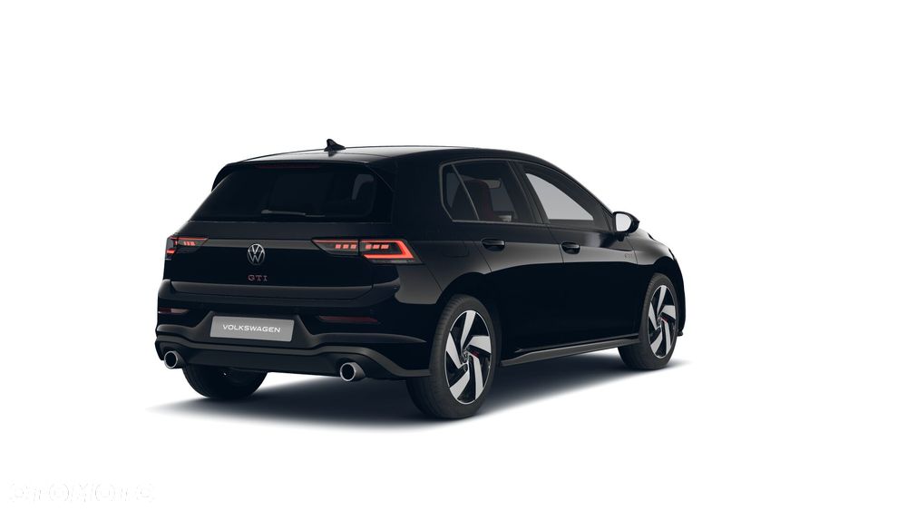 Volkswagen Golf - 5