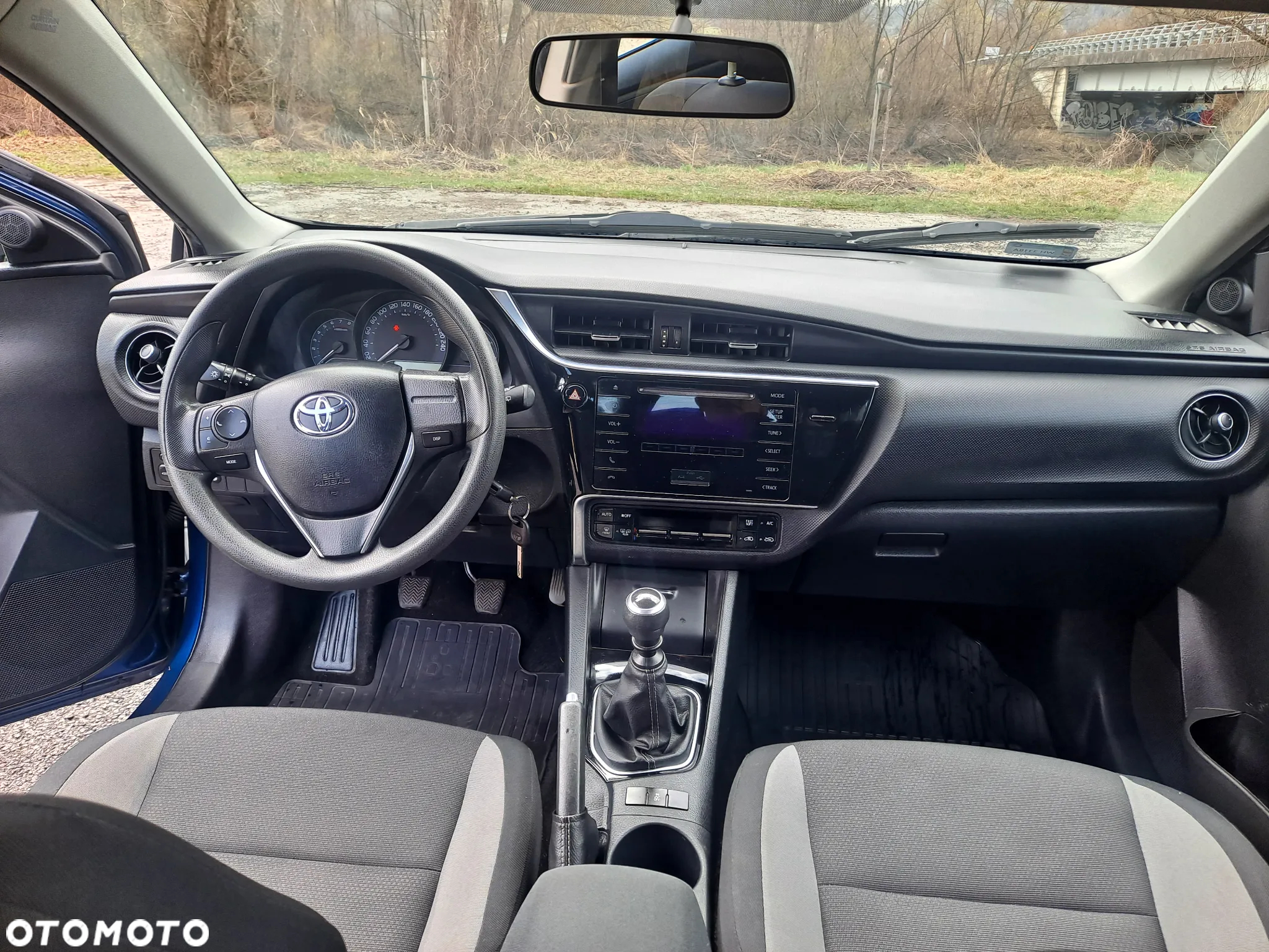 Toyota Auris 1.33 VVT-i Life Comfort - 9