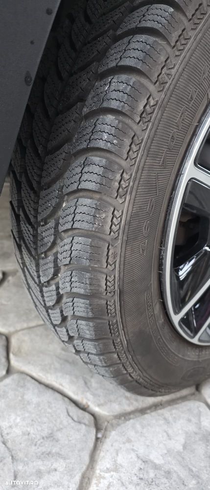 Dacia Spring Expression - 14