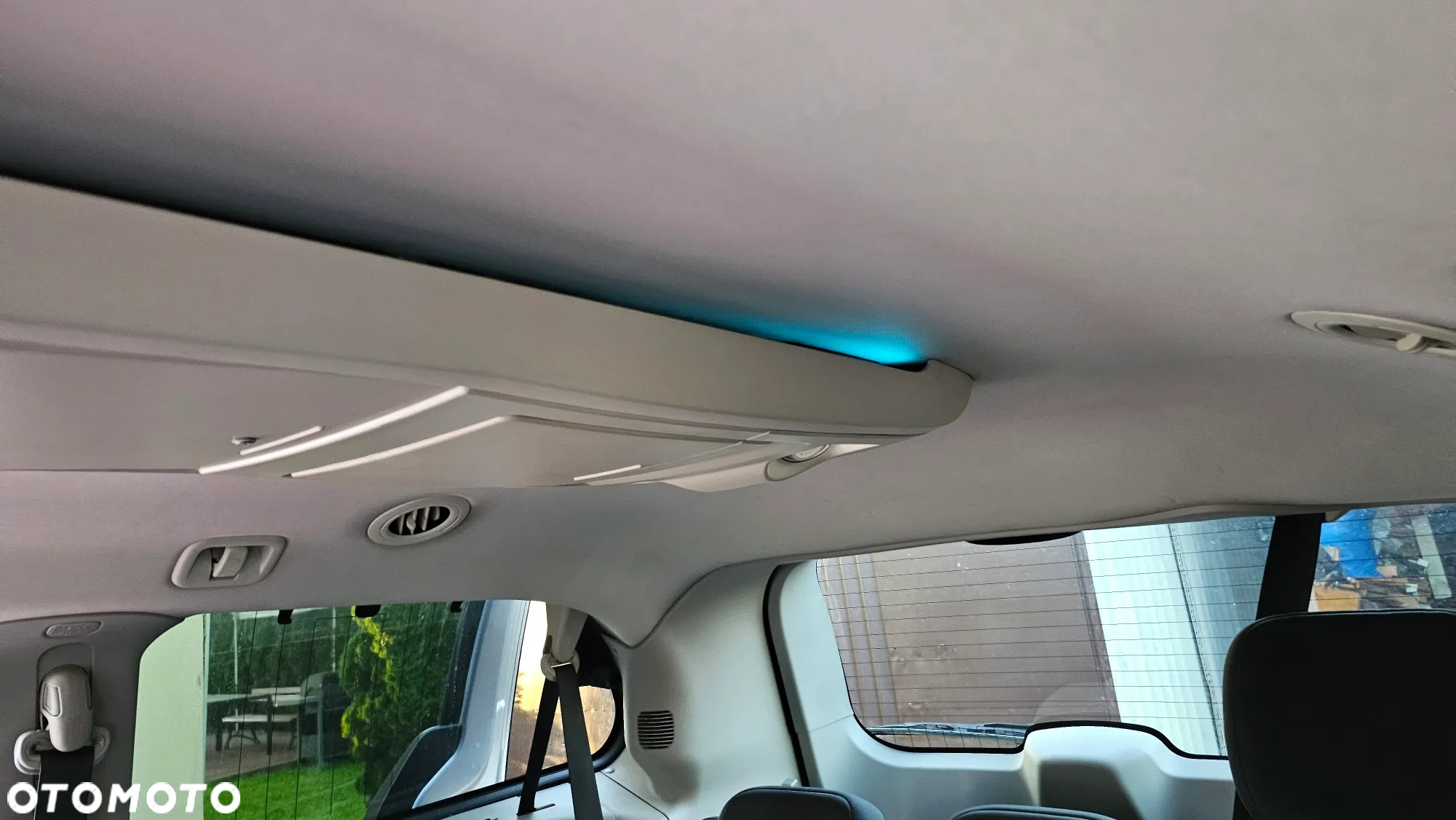 Chrysler Grand Voyager 2.8 CRD Touring - 32