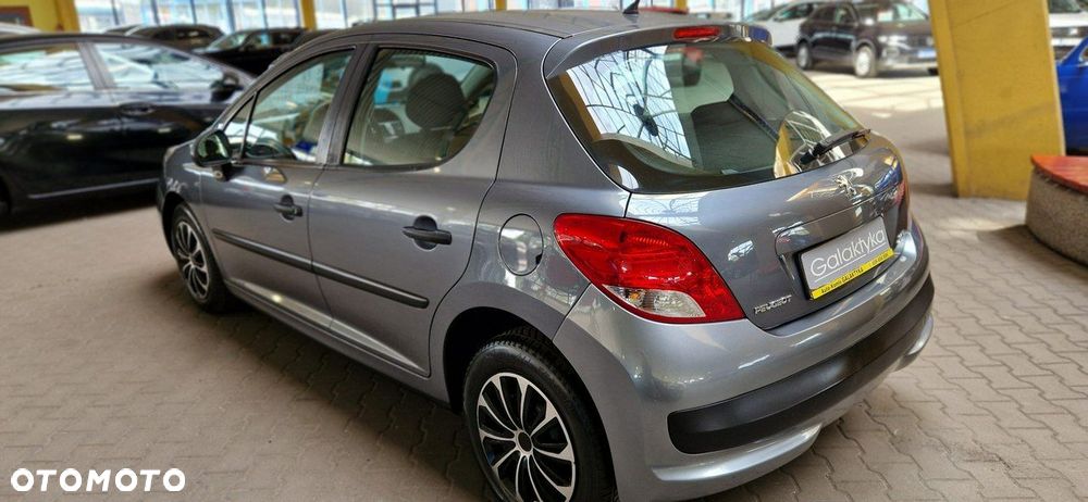 Peugeot 207 - 5