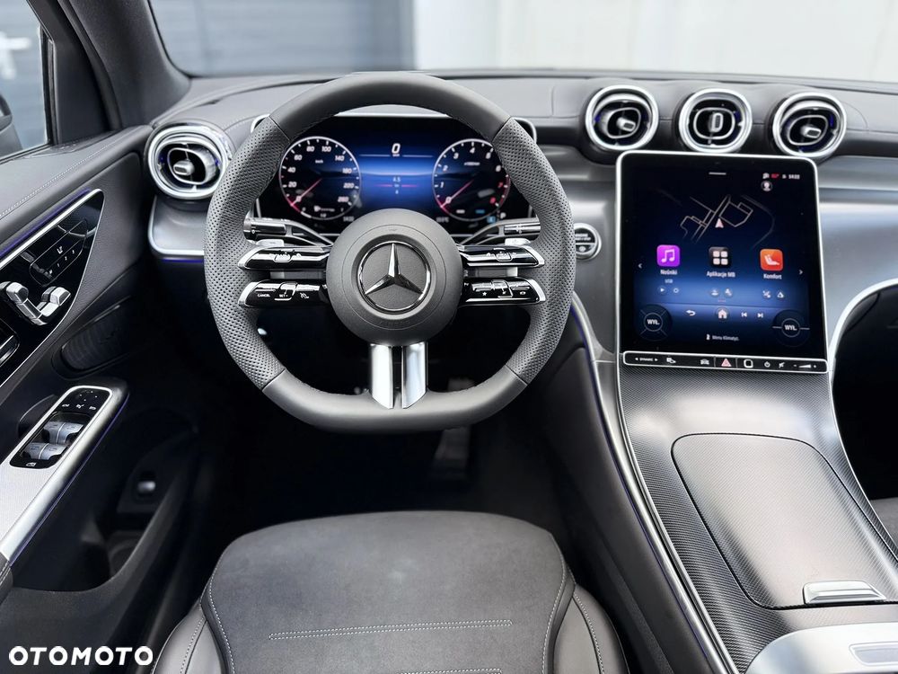 Mercedes-Benz GLC - 13