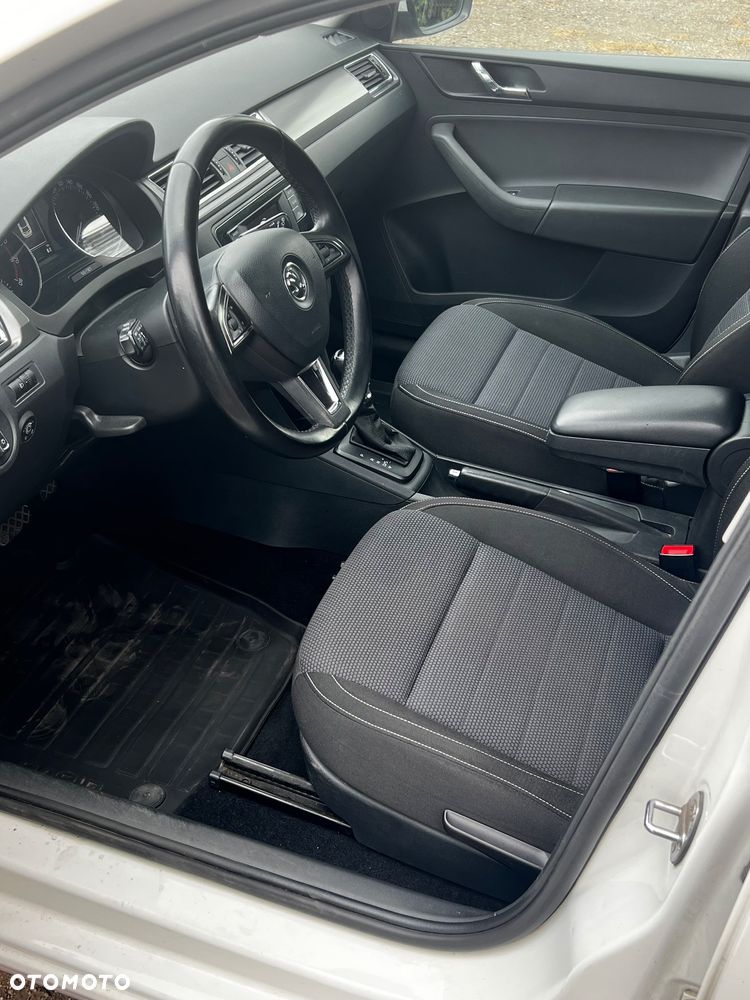 Skoda RAPID - 9