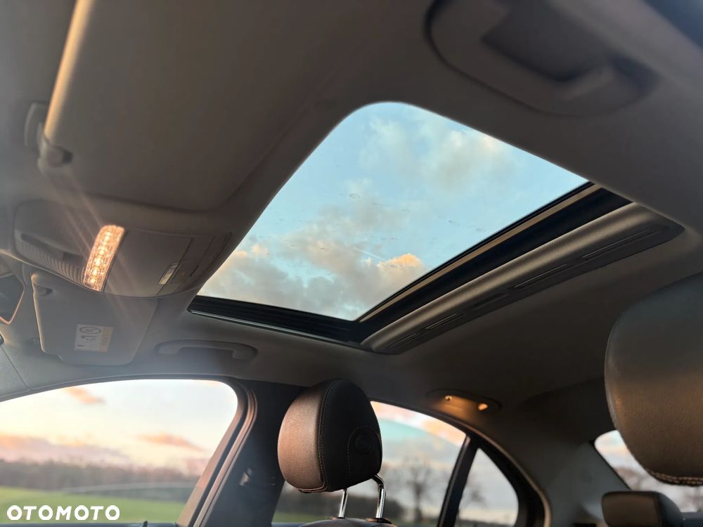 Mercedes-Benz Klasa C 220 d 9G-TRONIC - 33