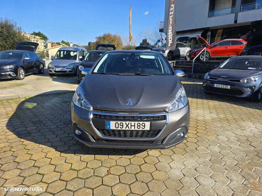 Peugeot 208 1.2 PureTech Signature - 3