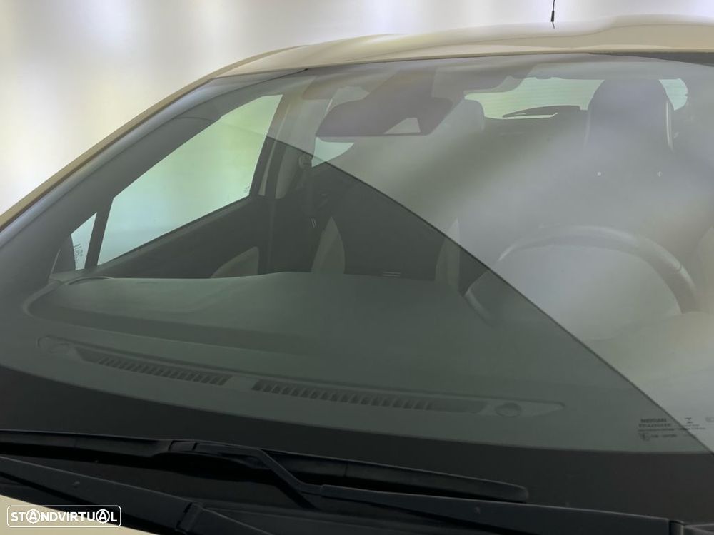 Nissan Micra 1.0 IG-T Tekna — fotografia 19