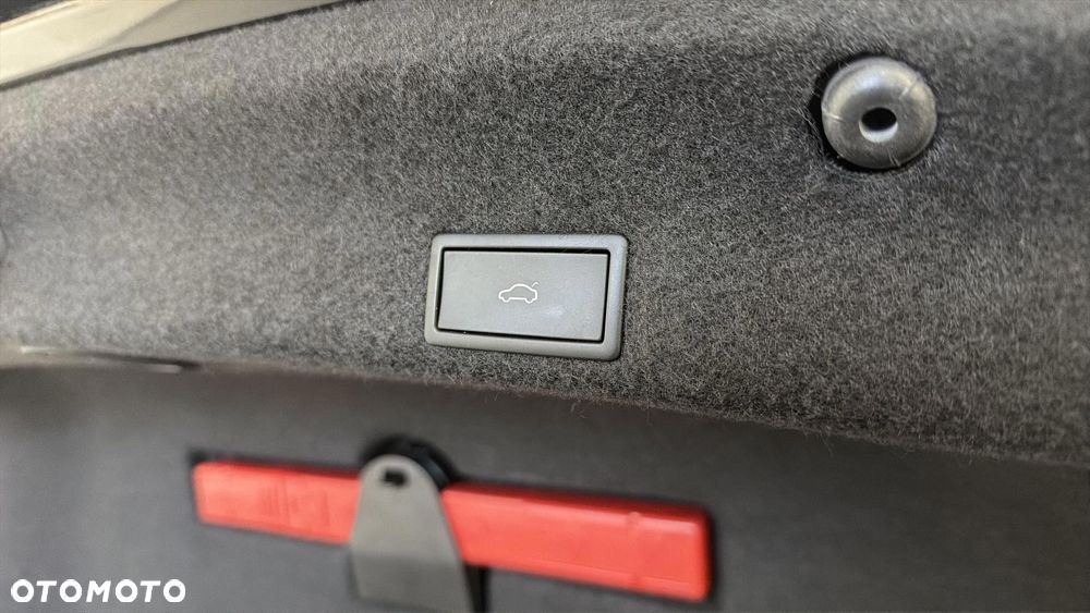 Volkswagen Passat 1.4 TSI Plug-In Hybrid GTE DSG - 19