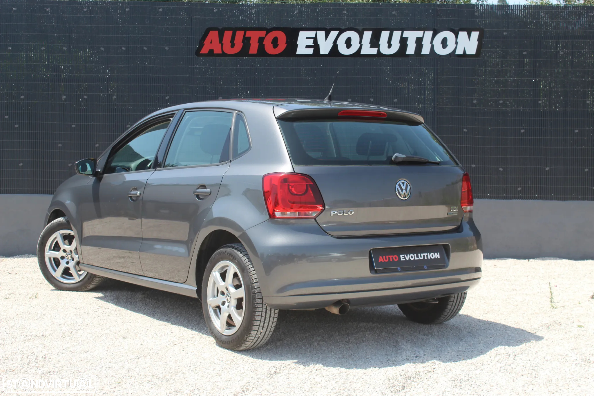 VW Polo 1.6 TDI Confortline BlueMotion - 3