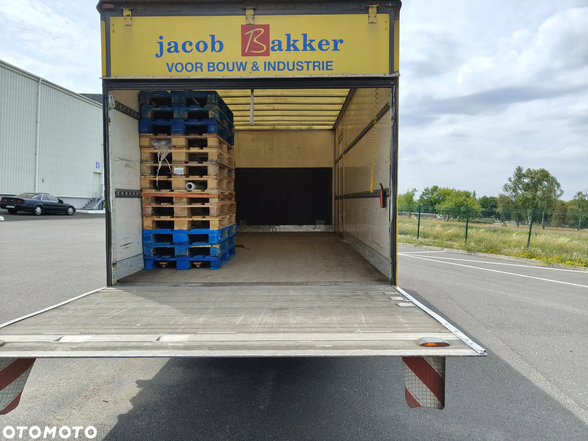 Iveco 75E15 - 5