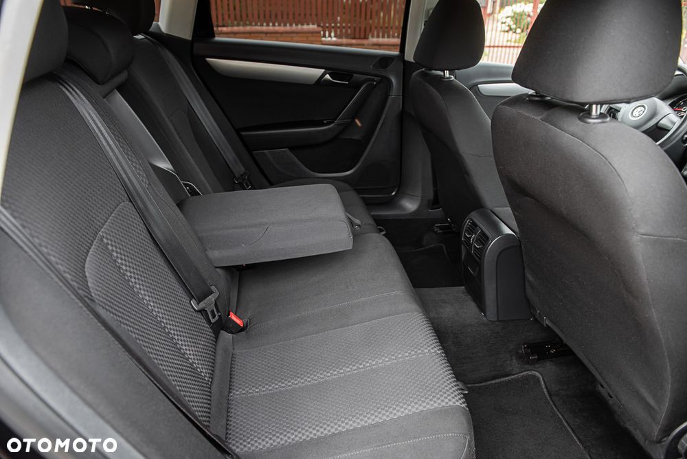 Volkswagen Passat Variant - 26
