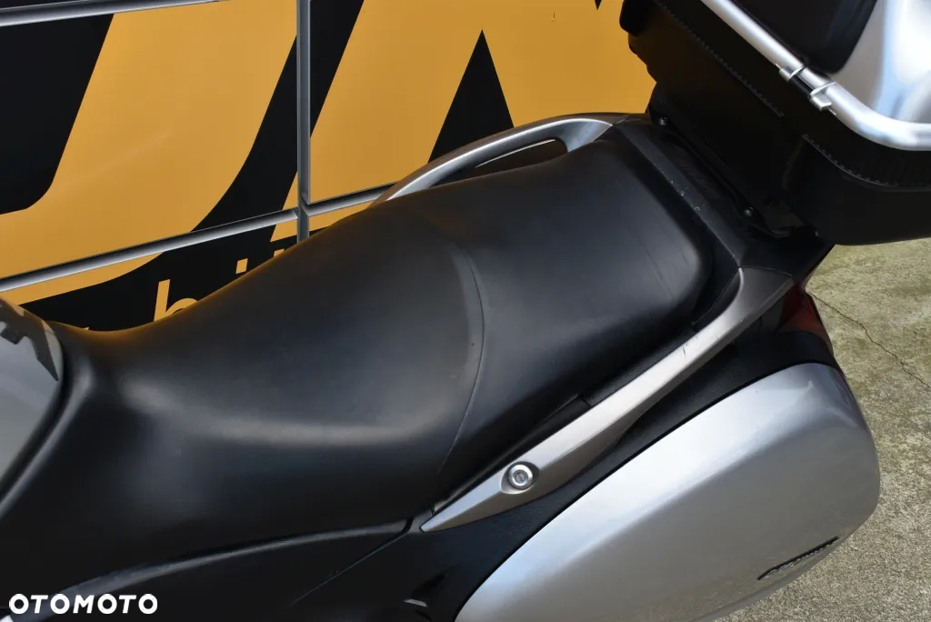 Honda Deauville - 12