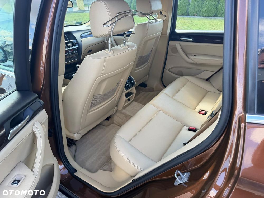 BMW X3 xDrive20i xLine - 28