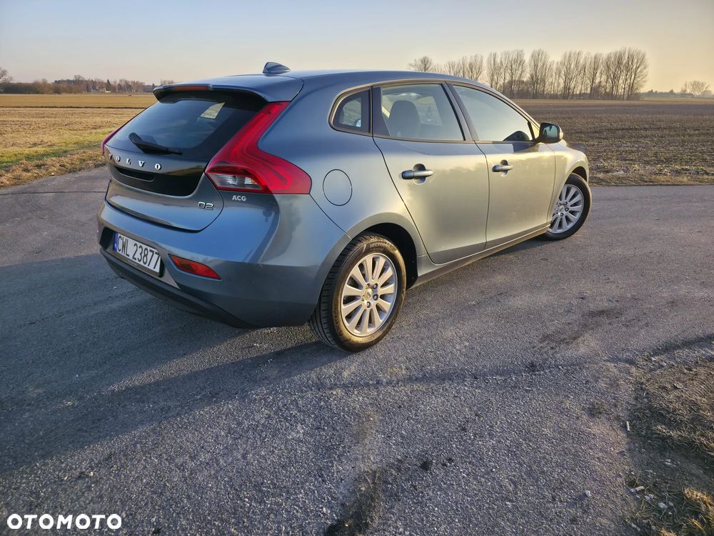 Volvo V40 D2 - 6