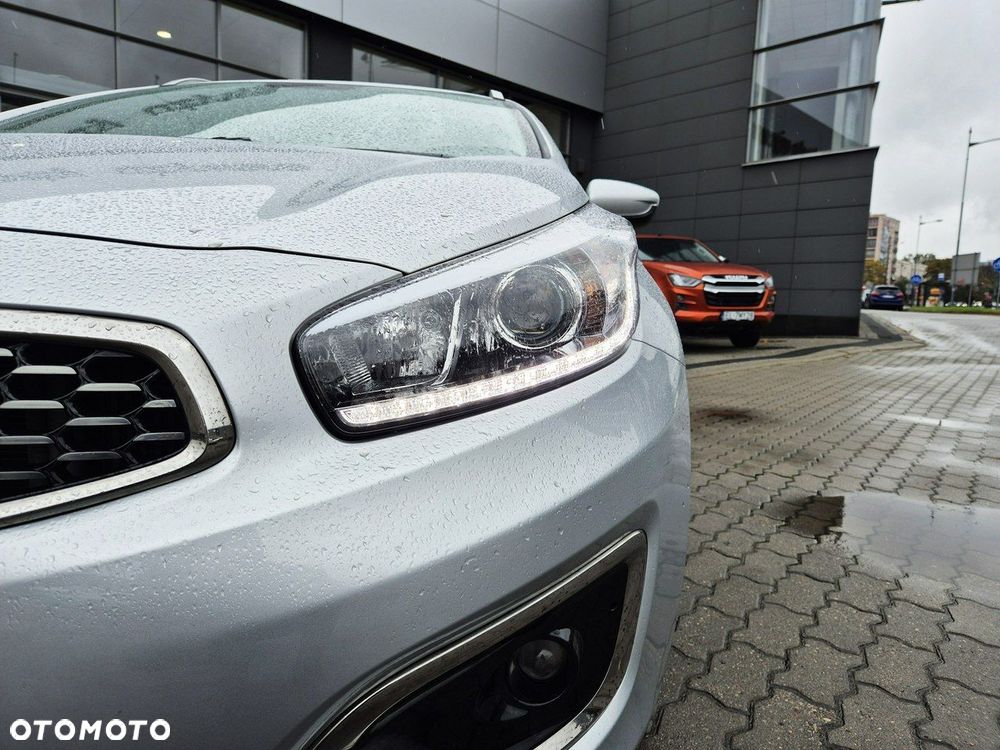 Kia Ceed - 23