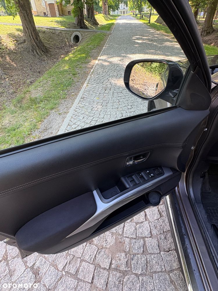 Mitsubishi Outlander 2.0 Intense + 2WD CVT - 10