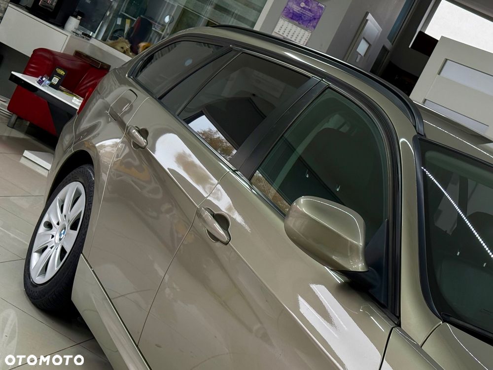 BMW Seria 3 - 33