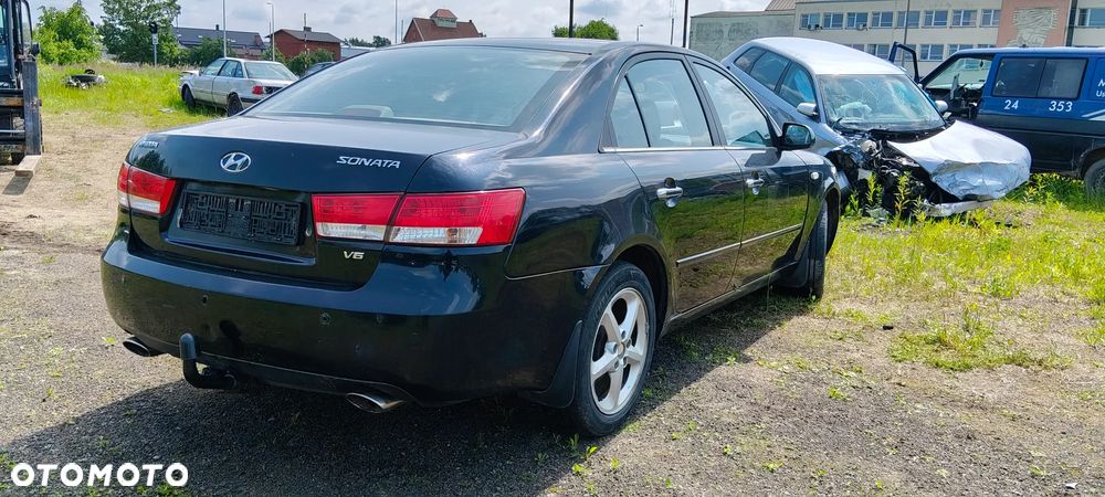 Hyundai Sonata 3.3 V6 Cały na części - 5