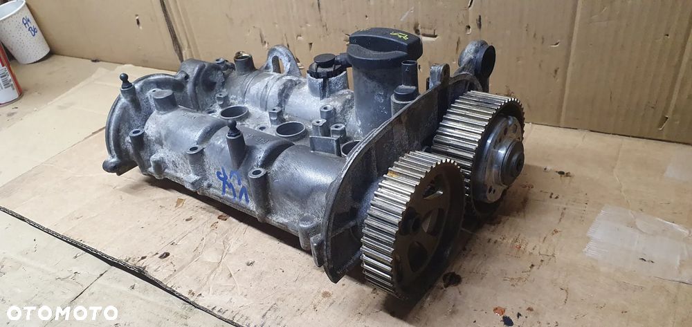 Pokrywa zaworów dekiel wałki rozrządu VW UP 1.0 04C103479 - 4
