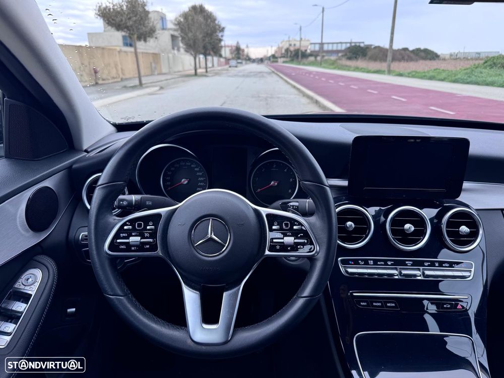 Mercedes-Benz C 300 de Avantgarde - 14