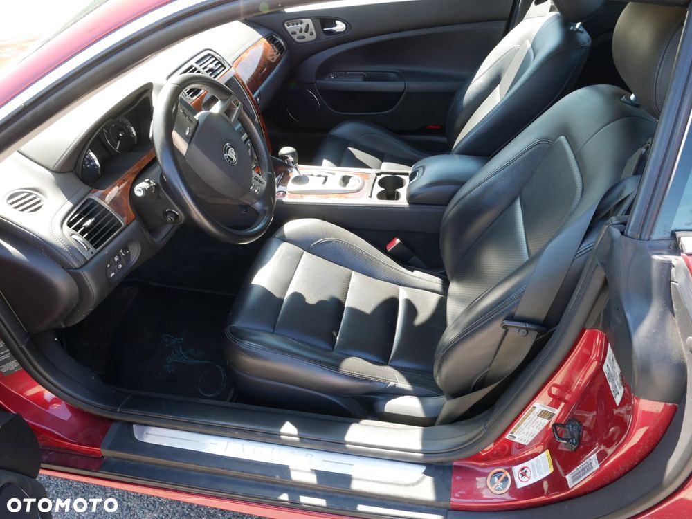 Jaguar XK XKR - 23