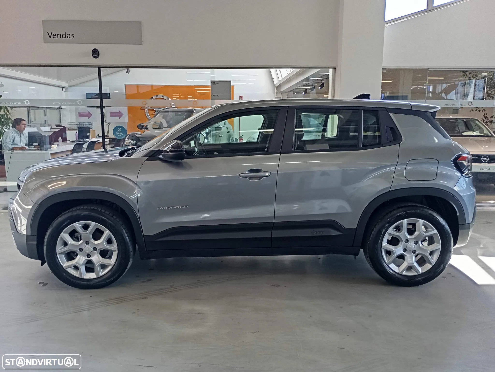 Jeep Avenger 1.2 GSE T3 Altitude - 2