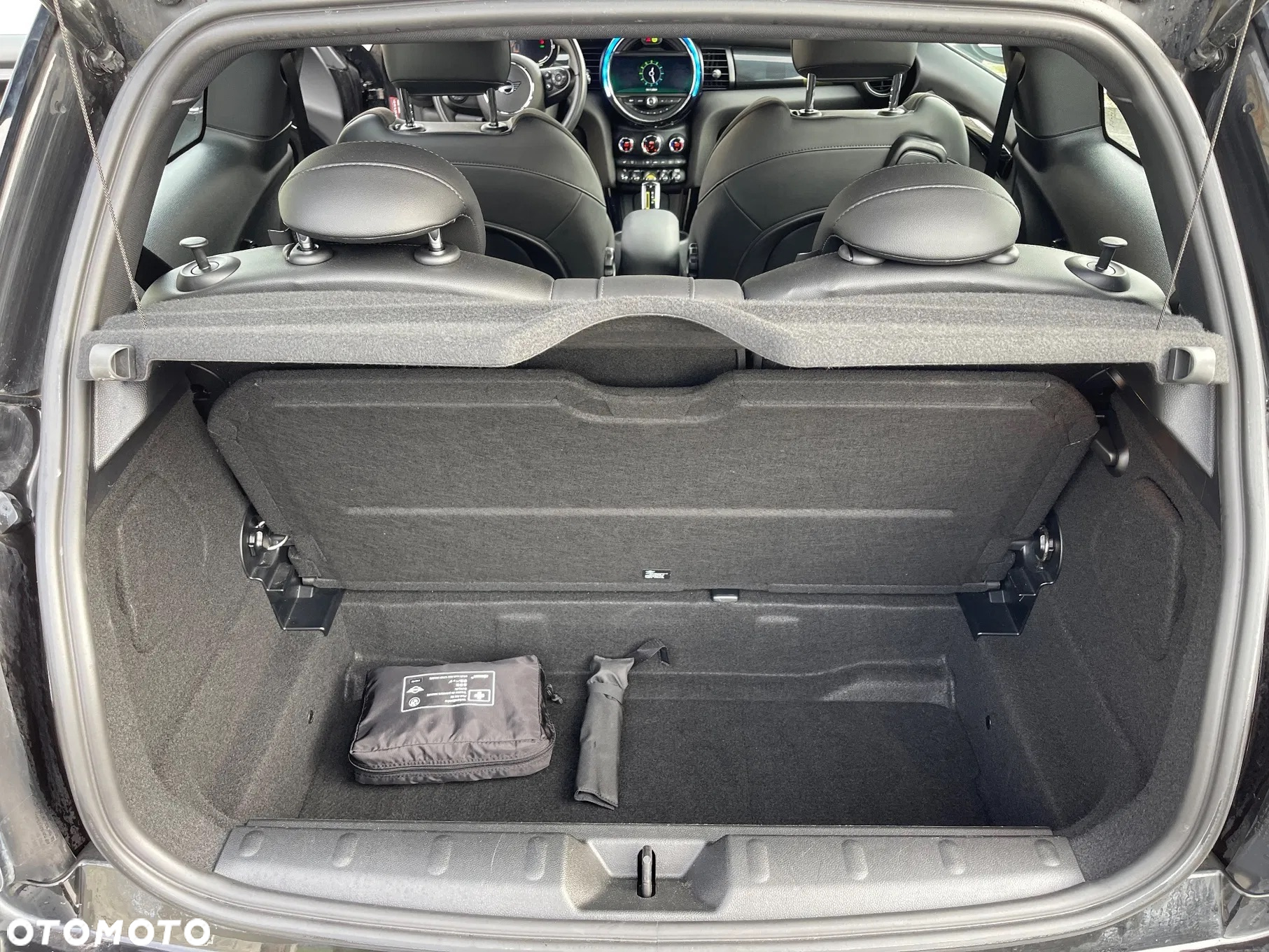 MINI Cooper SE Electric Trim - 15