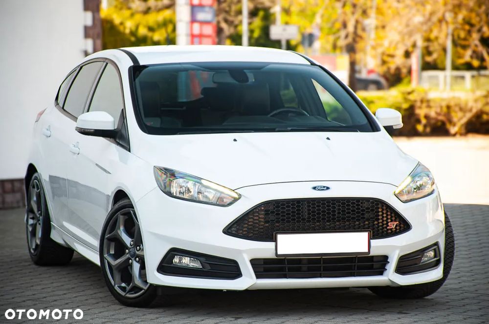 Ford Focus 2.0 TDCi ST mit Leder-Exclusiv-Paket - 5