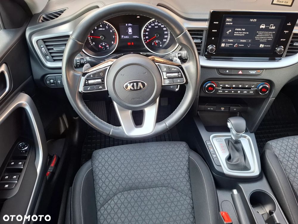 Kia Ceed 1.4 T-GDI M DCT - 23