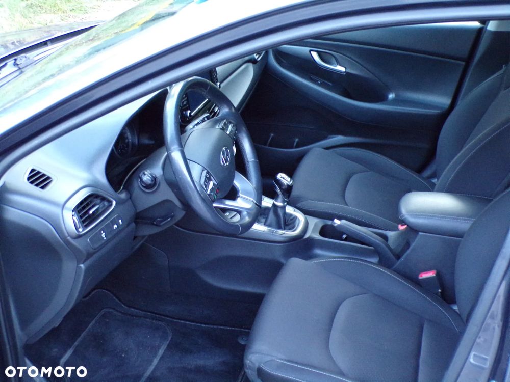 Hyundai i30 1.6 CRDI Intro Edition - 22