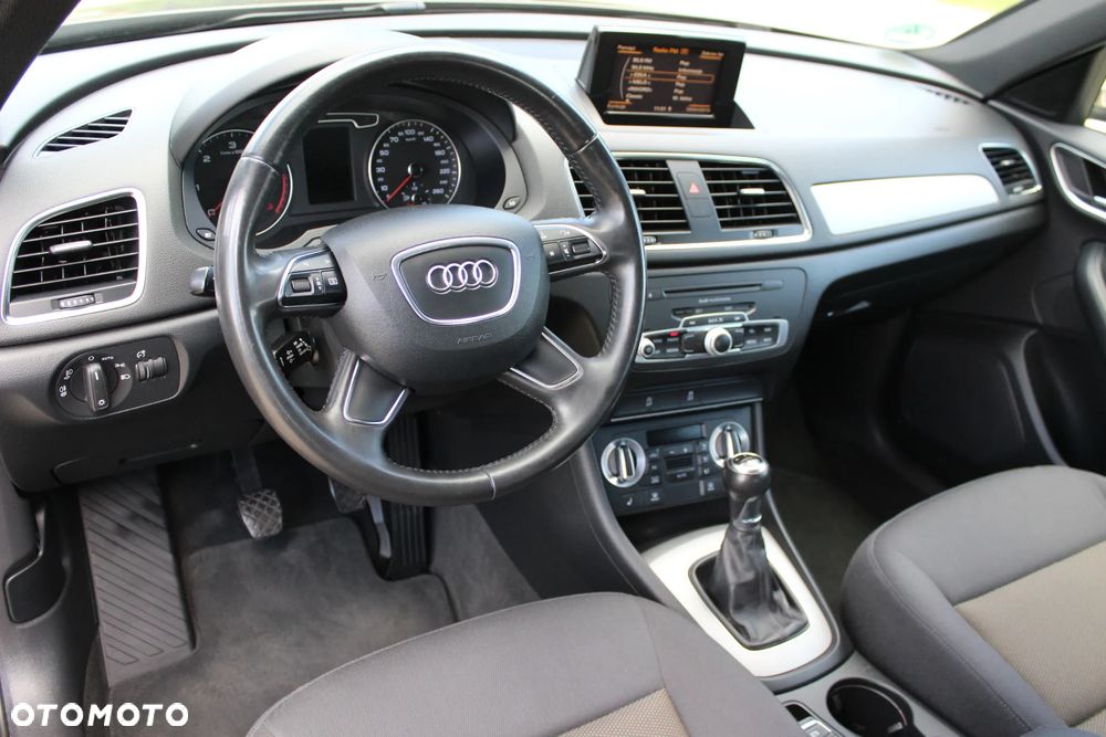 Audi Q3 2.0 TDI Edycja Specjalna - 29